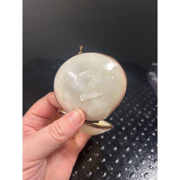 Clam Shell Trinket Box - Picture 5 of 5